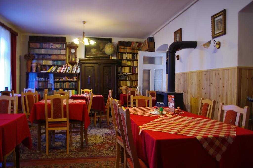 Vadszolo Szallo Es Etterem Bakonybél 외부 사진