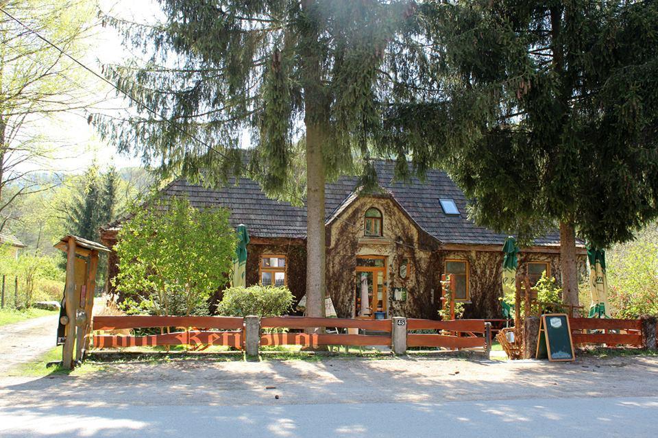 Vadszolo Szallo Es Etterem Bakonybél 외부 사진